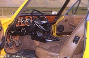 TRIUMPH Stag