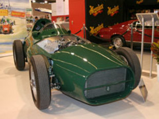 Rétromobile 2006 : VANWALL 1957
