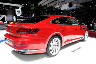 VOLKSWAGEN Arteon