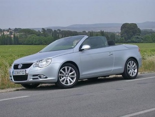 VOLKSWAGEN Eos 2006