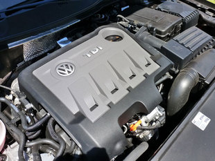 VOLKSWAGEN Passat Alltrack