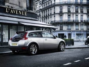 VOLVO C30 - - Page 2.com