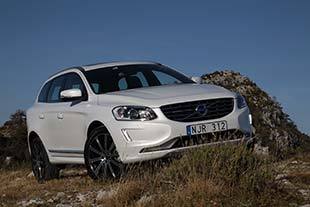 VOLVO XC60 T6 Drive-E