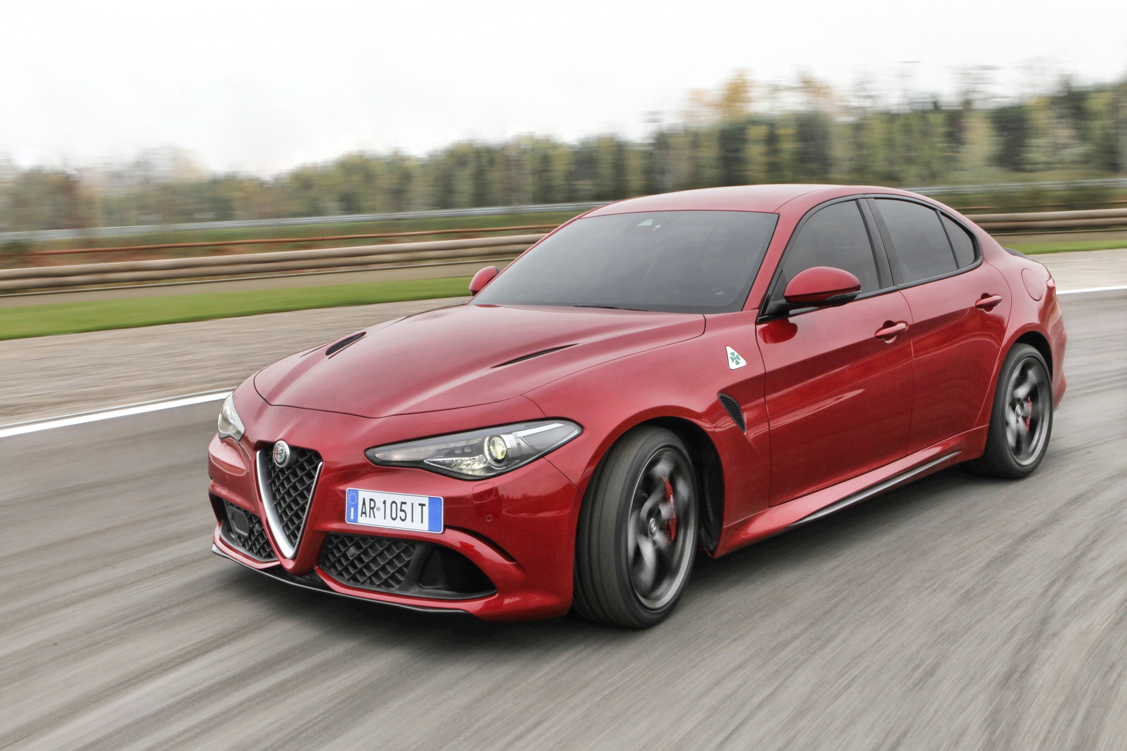 Essai ALFA ROMEO Giulia Quadrifoglio Verde Motorlegend