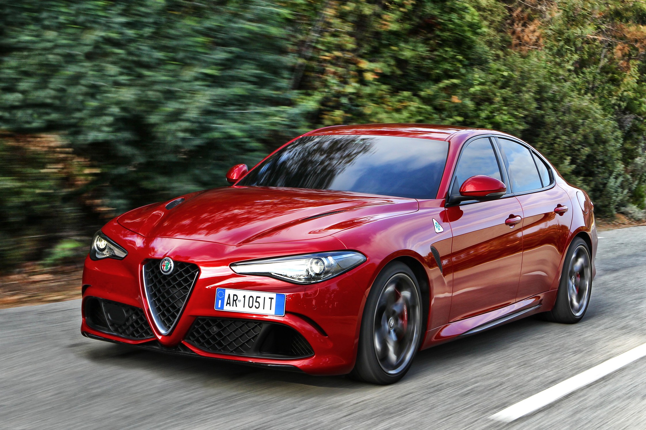 Essai ALFA ROMEO Giulia Quadrifoglio Verde Motorlegend