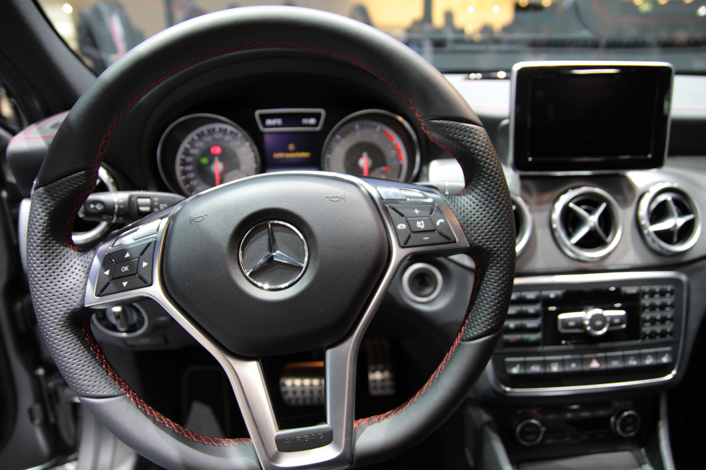 Мерседес gla салон