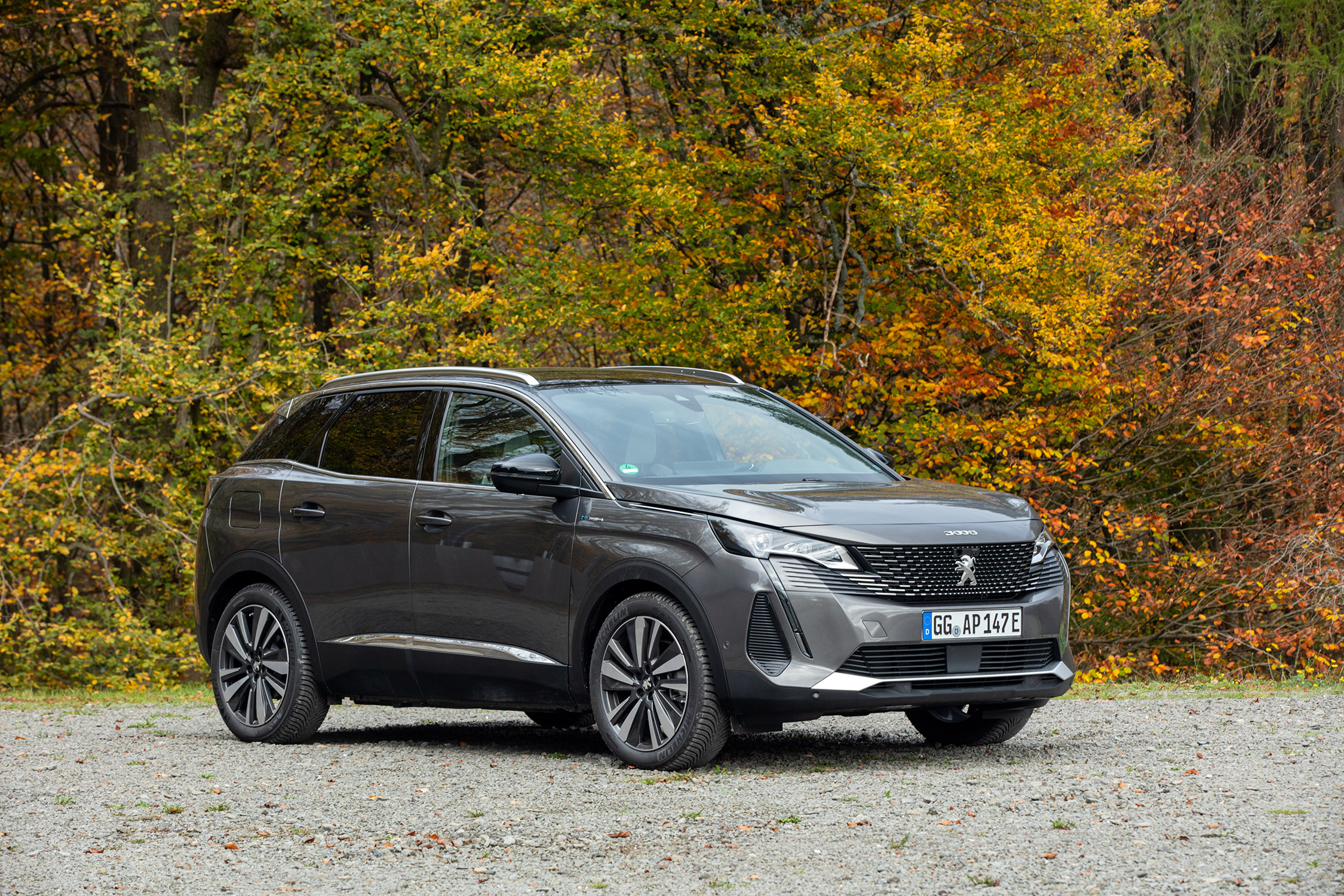 Essai Peugeot 3008 Hybrid 225 Ch Gt Pack Motorlegend