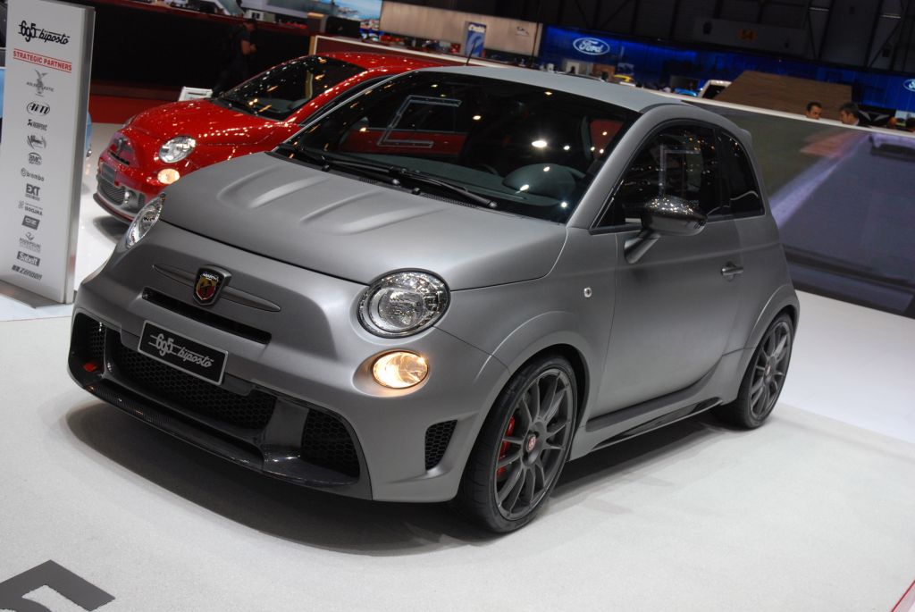 ABARTH 695 Biposto