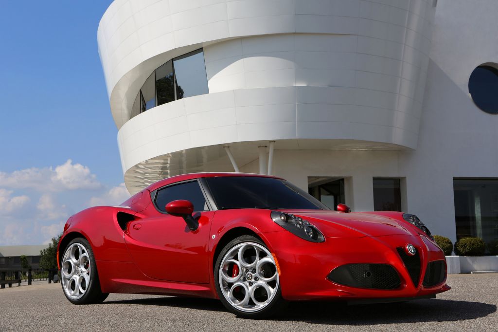 ALFA ROMEO 4C