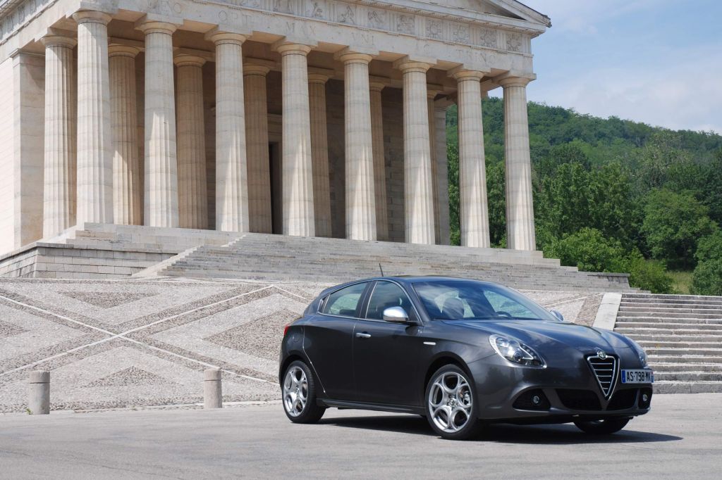 ALFA ROMEO Giulietta