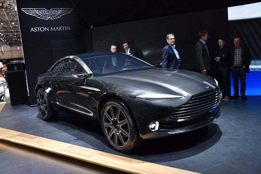 ASTON MARTIN DBX Concept