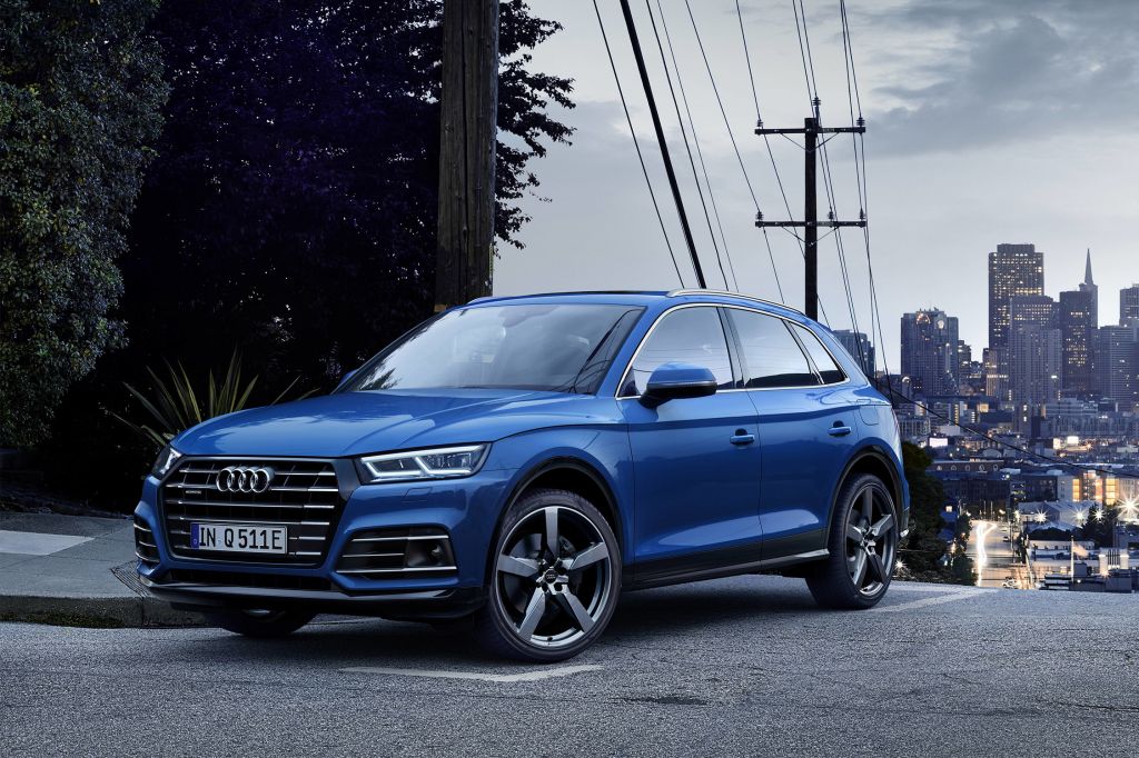 AUDI Q5 55 TFSI e quattro S line