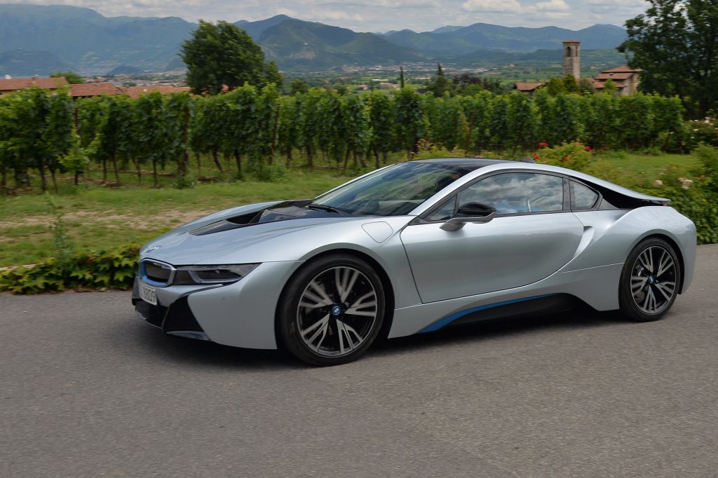 BMW i8