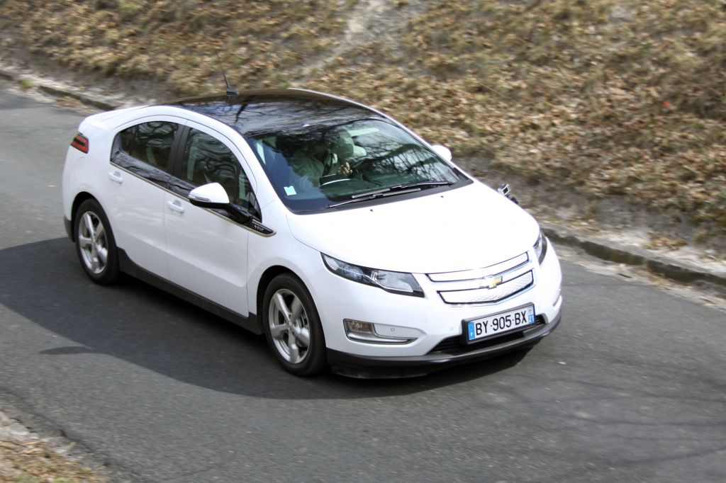 CHEVROLET Volt