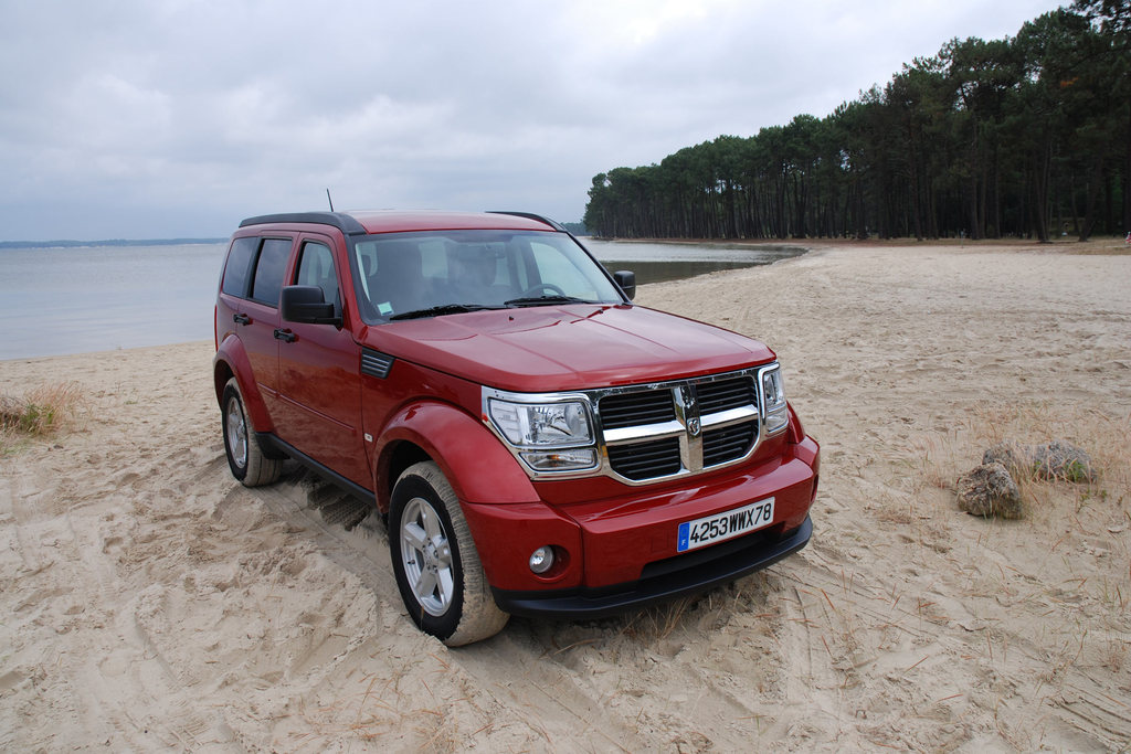 DODGE Nitro 2.8 CRD SXT Auto