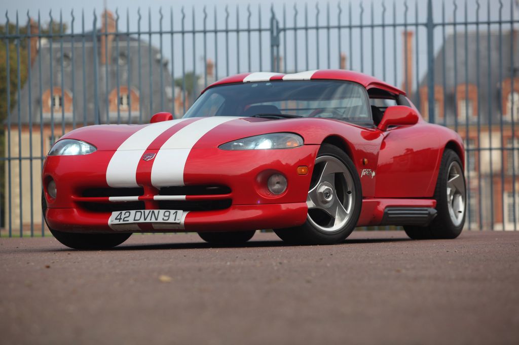 DODGE Viper RT10