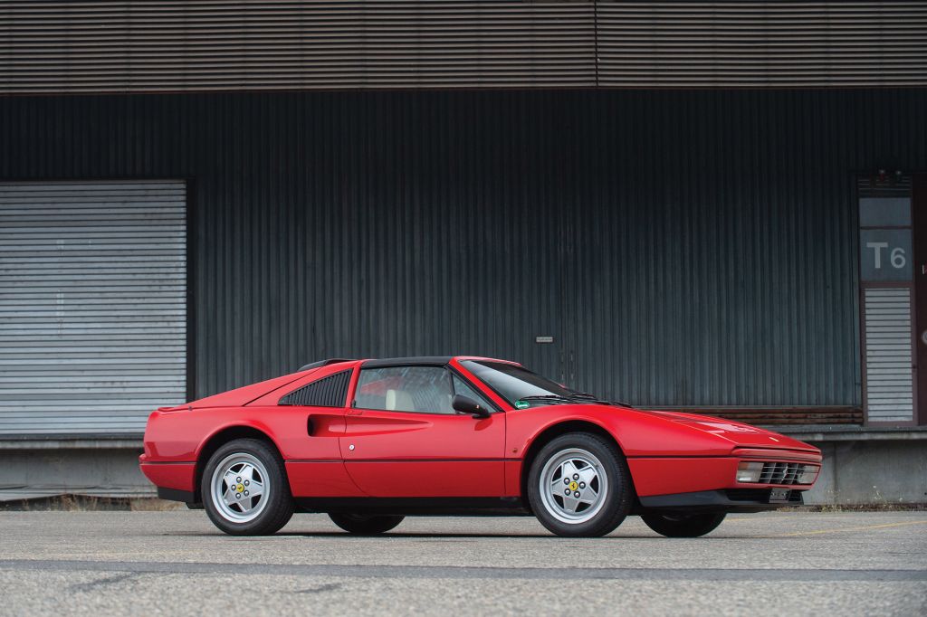 FERRARI 328 GTB/GTS (1985-1989)