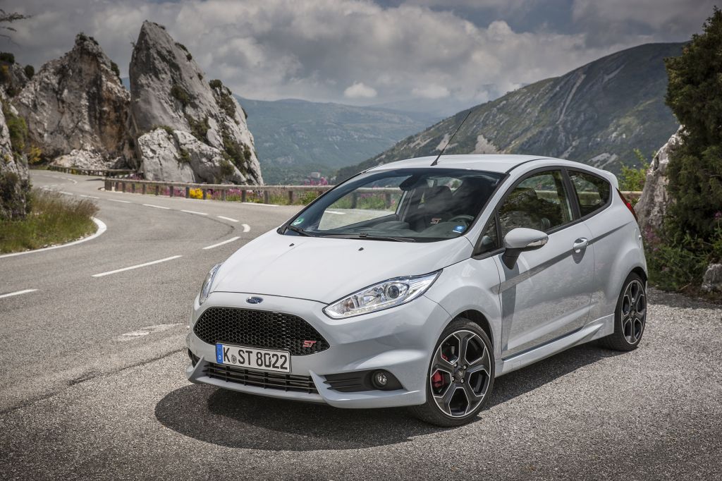 FORD Fiesta ST200