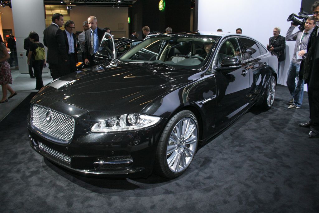 JAGUAR XJ