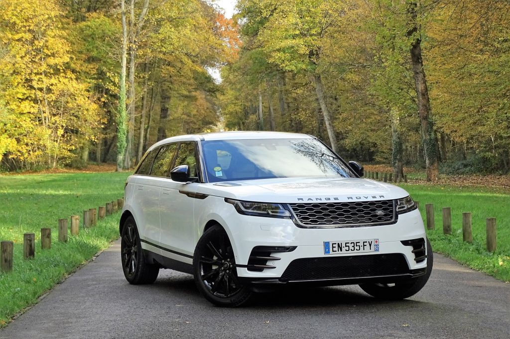 LAND ROVER Range Rover Velar D240