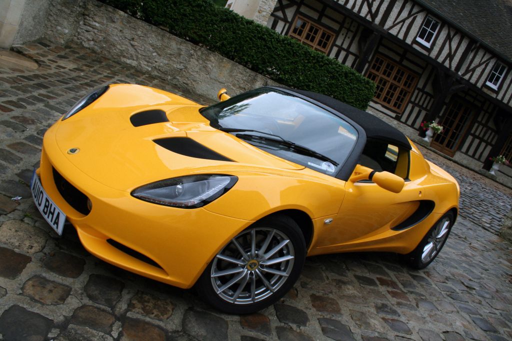 LOTUS Elise 1.6