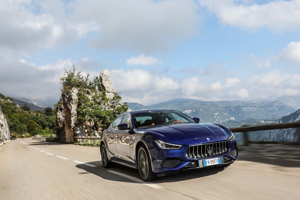 MASERATI Ghibli SQ4