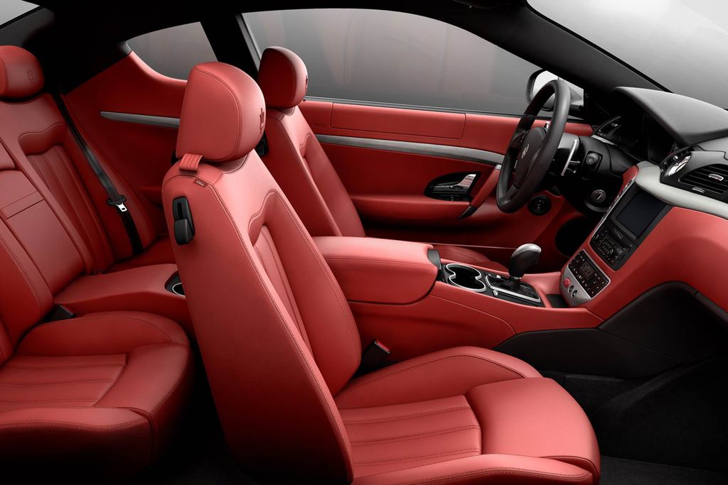 MASERATI GranTurismo - Salon de Genève 2007.com