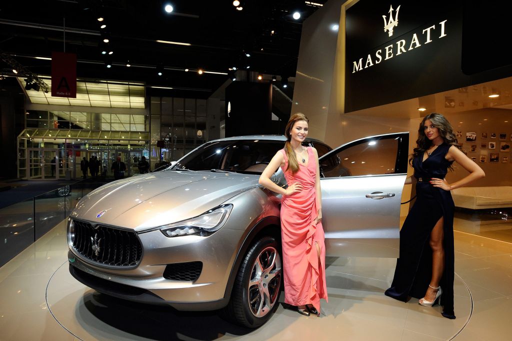 MASERATI Kubang