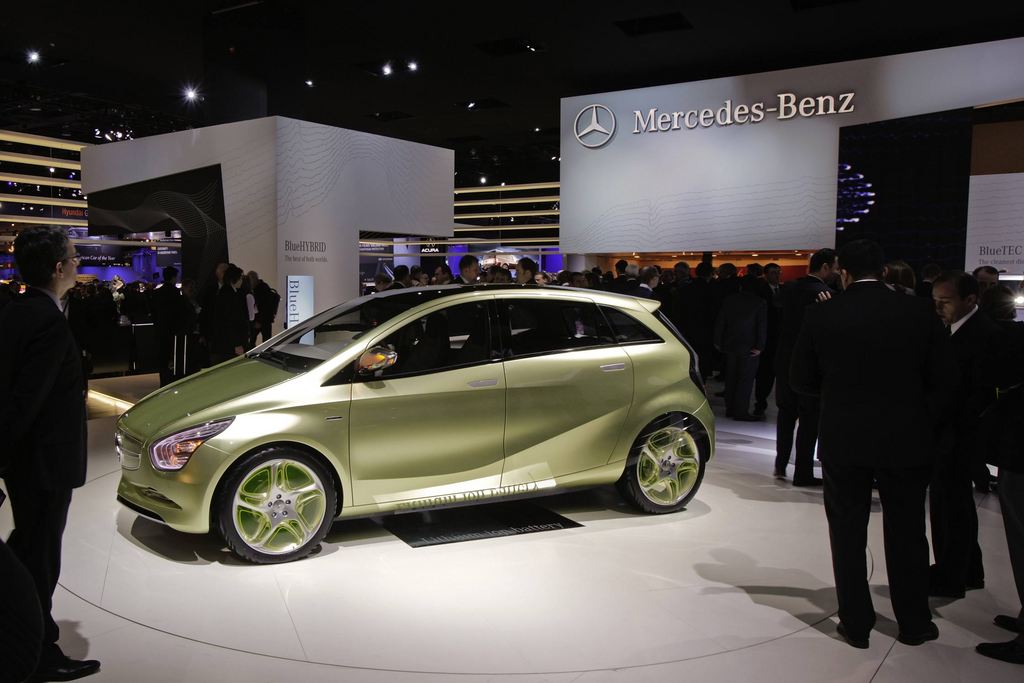 MERCEDES Concept BlueZero