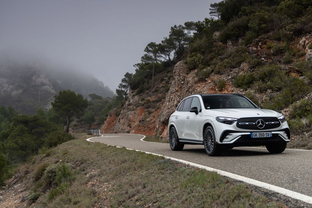 MERCEDES GLC 220d 4MATIC AMG Line