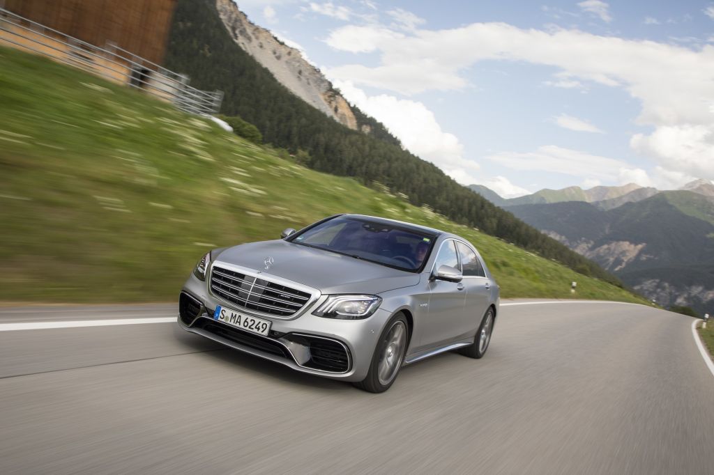 MERCEDES S 63 AMG 4Matic+ Limousine