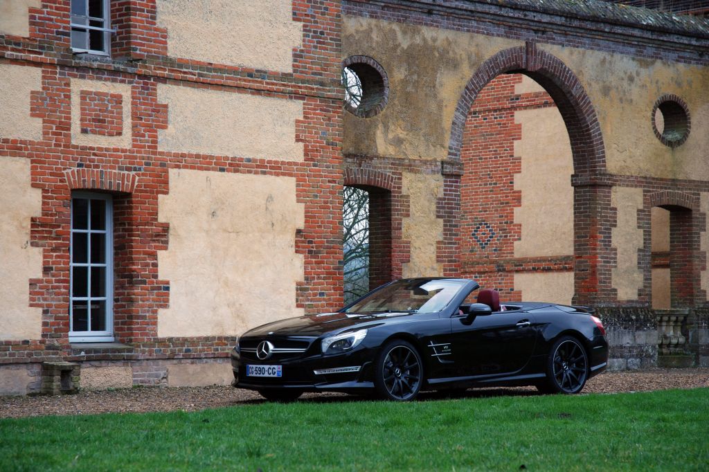 MERCEDES SL 63 AMG