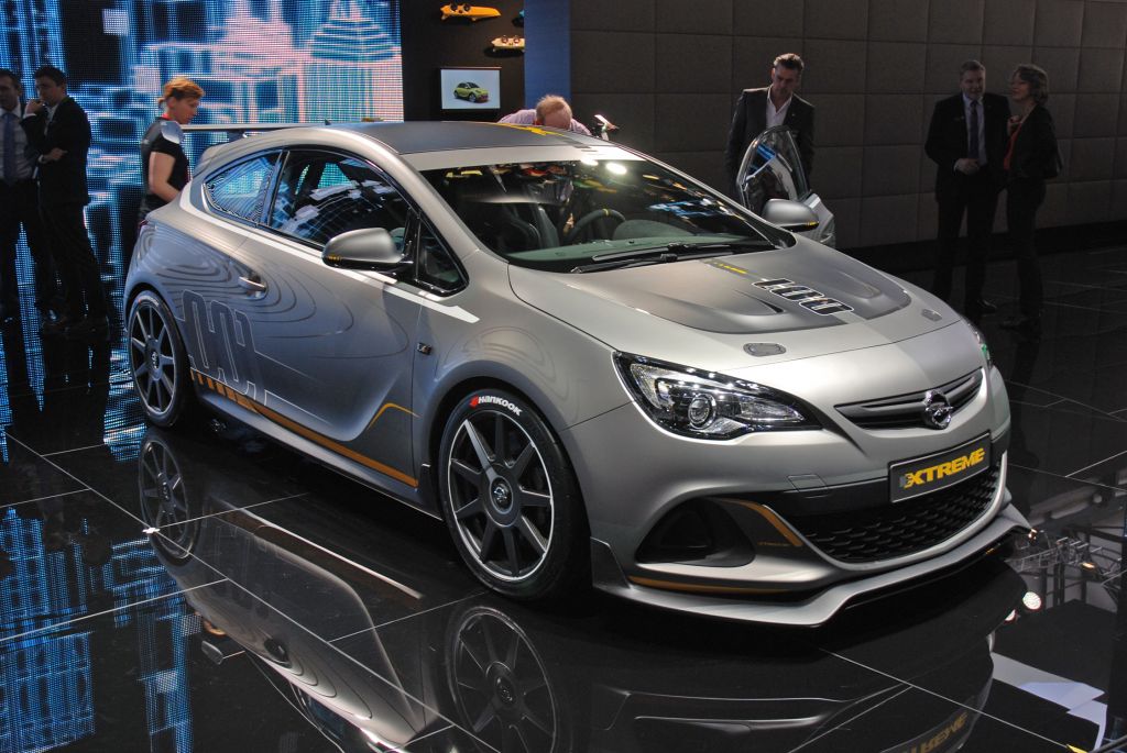 OPEL Astra OPC Extreme