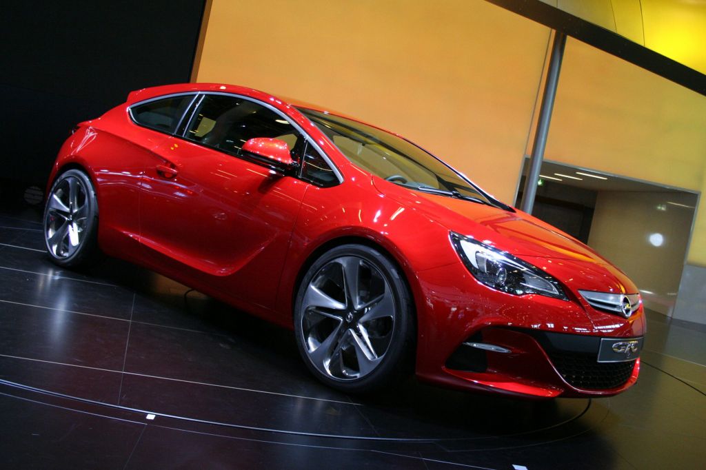 OPEL GTC Paris