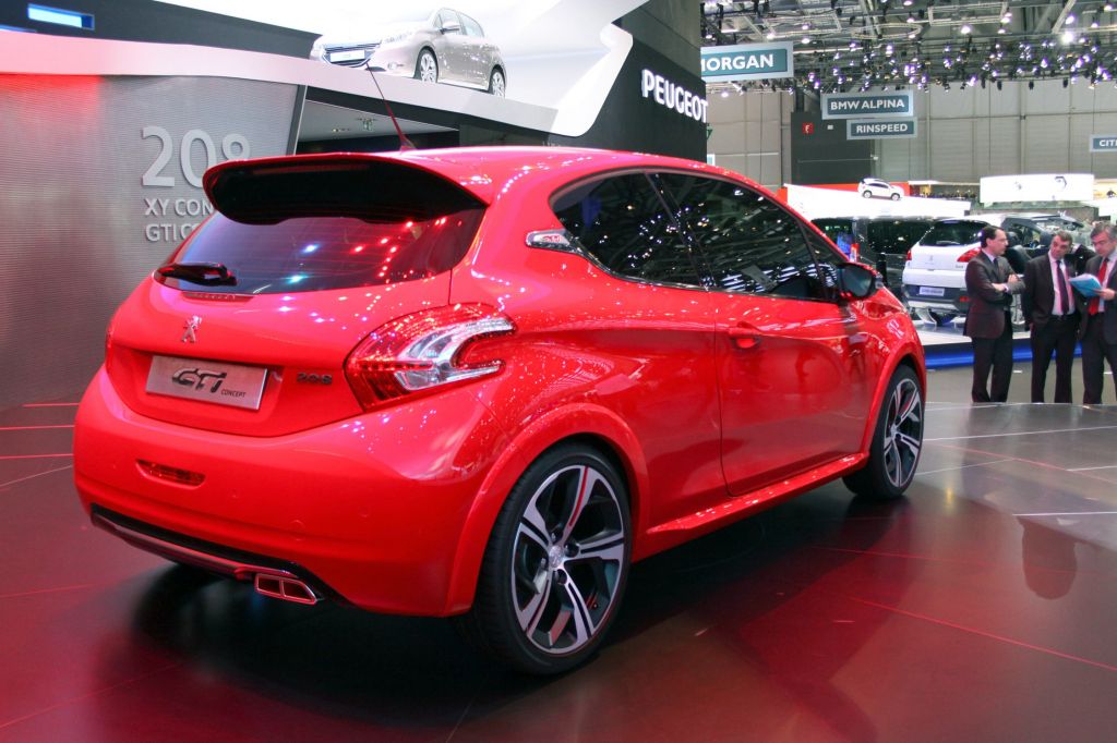 PEUGEOT 208 GTI Concept