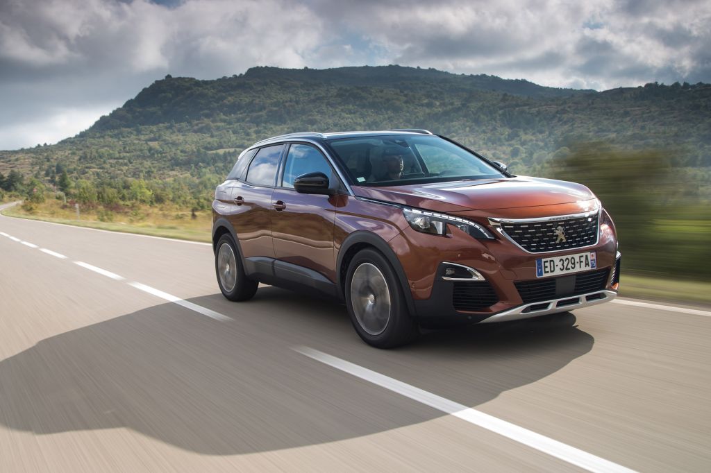 PEUGEOT 3008 2.0 BlueHDi 180 ch GT Auto