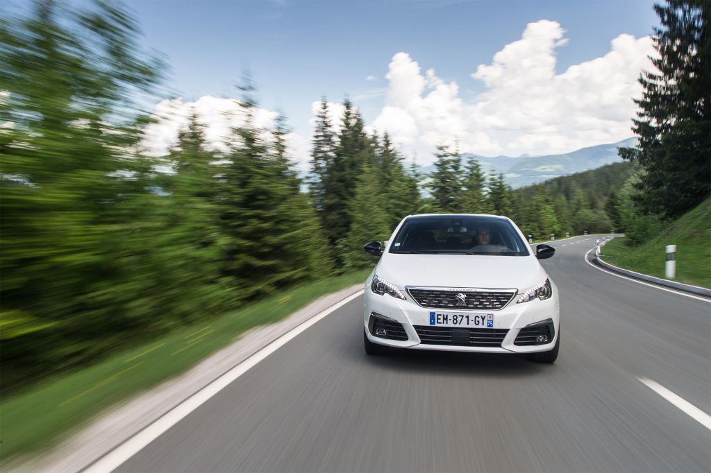 PEUGEOT 308 GT 225 ch EAT8