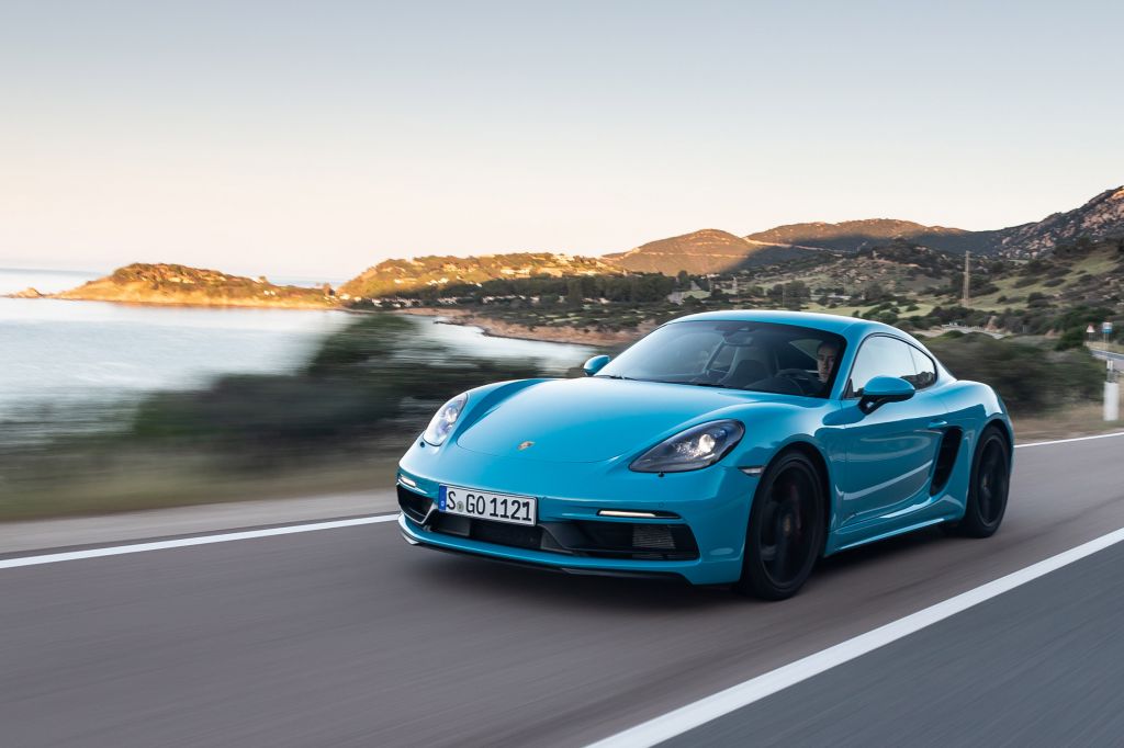 PORSCHE 718 Cayman GTS