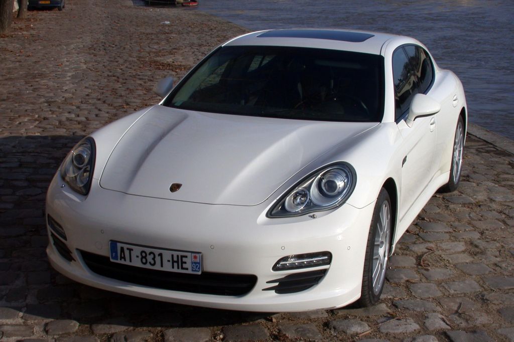 PORSCHE Panamera V6