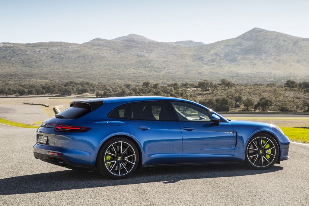 PORSCHE Panamera Sport Turismo