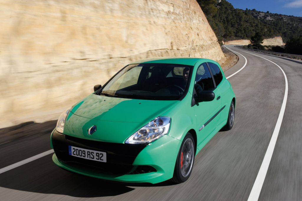 RENAULT Clio 3 RS Vert Alien Cup