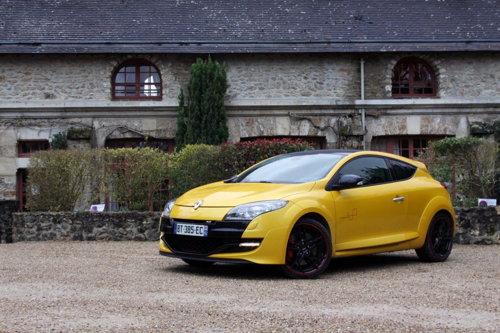 RENAULT Megane III RS 265 Trophy