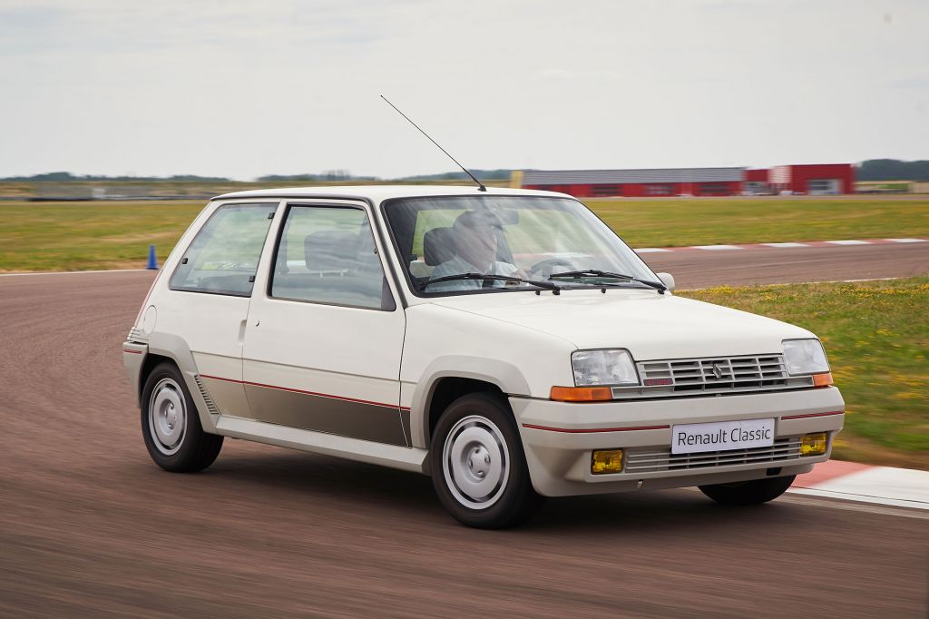 RENAULT Super 5 GT TURBO