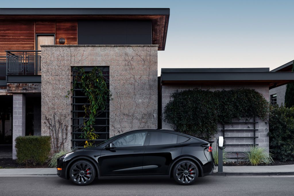 TESLA MODEL Y Grande Autonomie