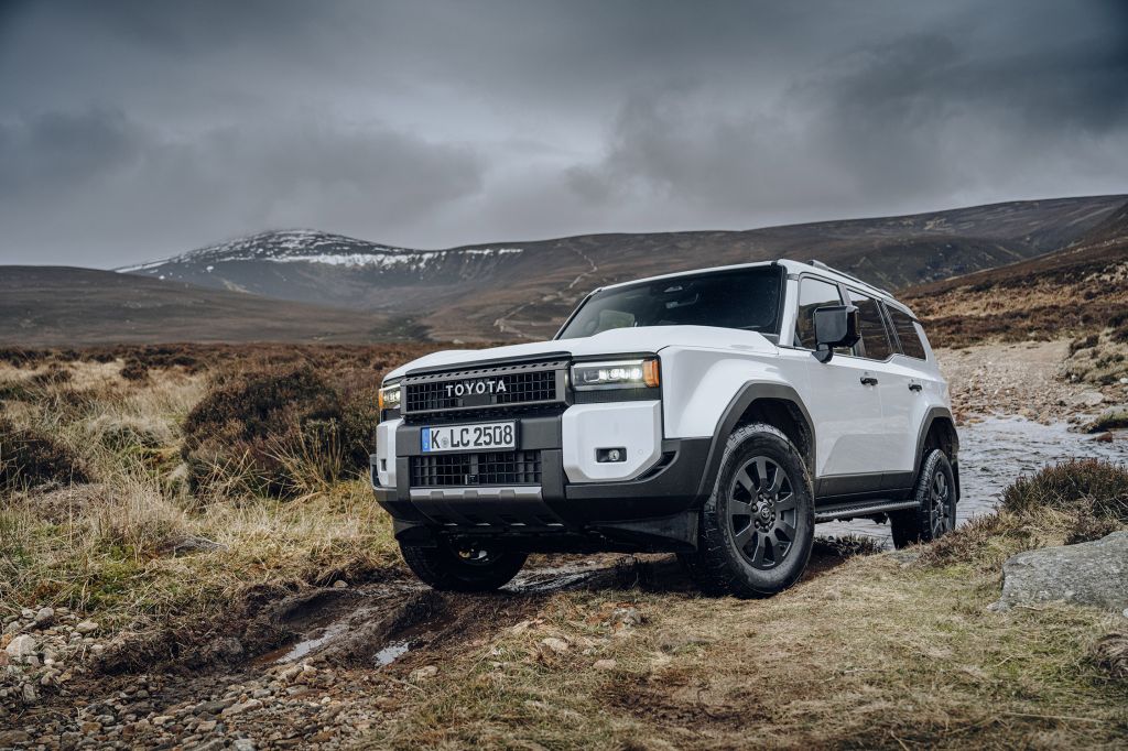 TOYOTA Land Cruiser 2025