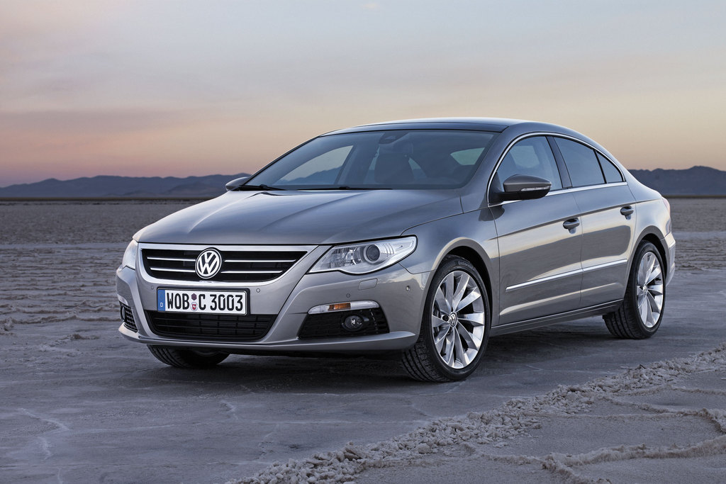 VOLKSWAGEN Passat CC