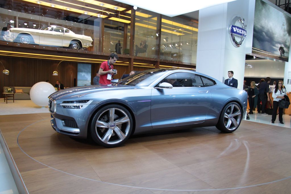 VOLVO Concept Coupé