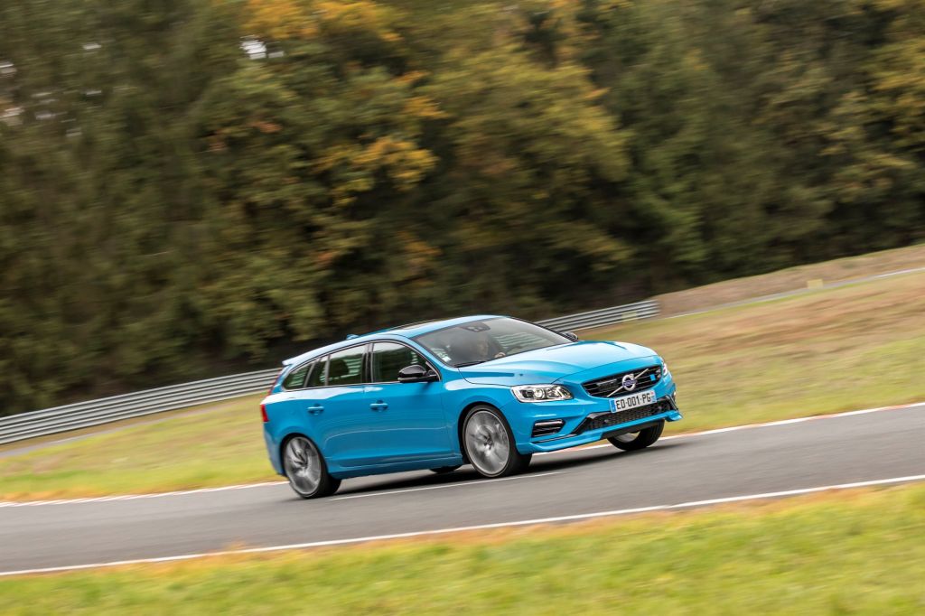 VOLVO V60 Polestar