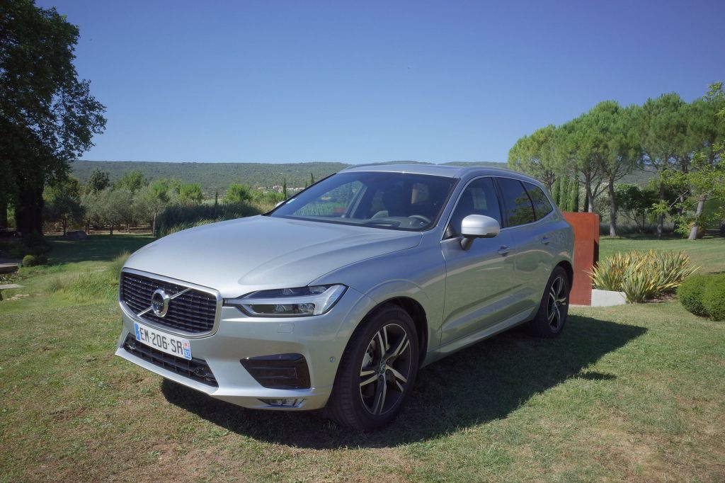 VOLVO XC60 D5 AWD