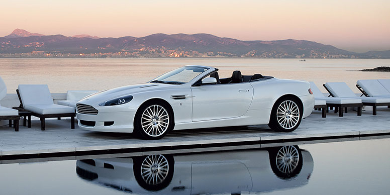 ASTON MARTIN DB9 VOLANTE